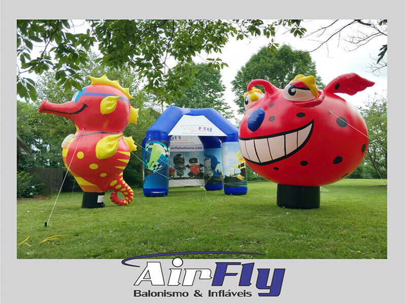 Mascotes e Bonecos Infláveis